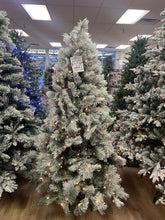 Load image into Gallery viewer, Bethlehem Lights 6.5&#39; Incandescent Flocked Pine Tree w/ Clear Lights
