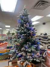 Load image into Gallery viewer, Bethlehem Lights 5’ Flocked 2-in-1 Heritage Tree