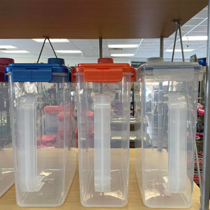 Lock & Lock Pitcher 4.2 qt with twist cap