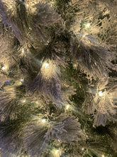 Load image into Gallery viewer, Bethlehem Lights 6.5&#39; Incandescent Flocked Pine Tree w/ Clear Lights