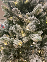 Load image into Gallery viewer, Bethlehem Lights 5’ Flocked 2-in-1 Heritage Tree