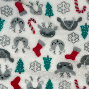Kathy Ireland 50" x 60" Super Soft Flannel Plush Holiday Throw
