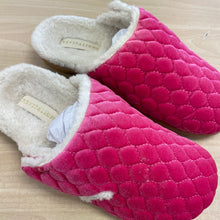Load image into Gallery viewer, Revitalign Orthotic Washable Velvet Memory Foam Slippers