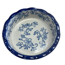 Load image into Gallery viewer, Temp-tations Mini Pie Plate w/ Gift Box