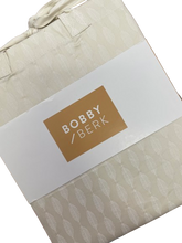 Load image into Gallery viewer, Bobby Berk 100% Cotton 400TC Sheet Set