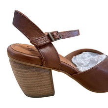 Load image into Gallery viewer, Miz Mooz Alina Leather Pumps