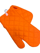 Load image into Gallery viewer, Tennessee Volunteers Set of 2 Kitchen Oven Mitt &amp; Pot Holder