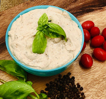 Load image into Gallery viewer, Carmie&#39;s Kitchen Sundried Tomato &amp; Basil Dip Mix