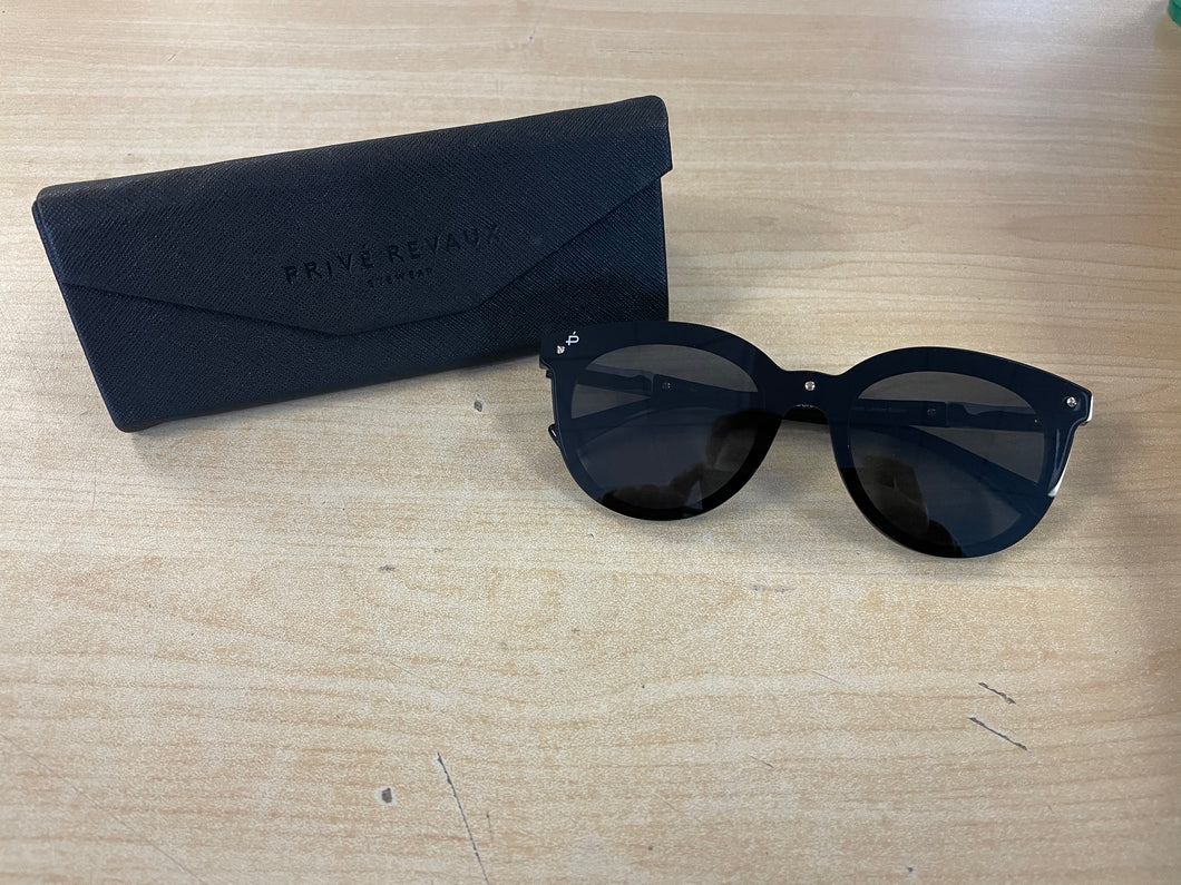 Prive Revaux The Casablanca Polarized Sunglasses - Black